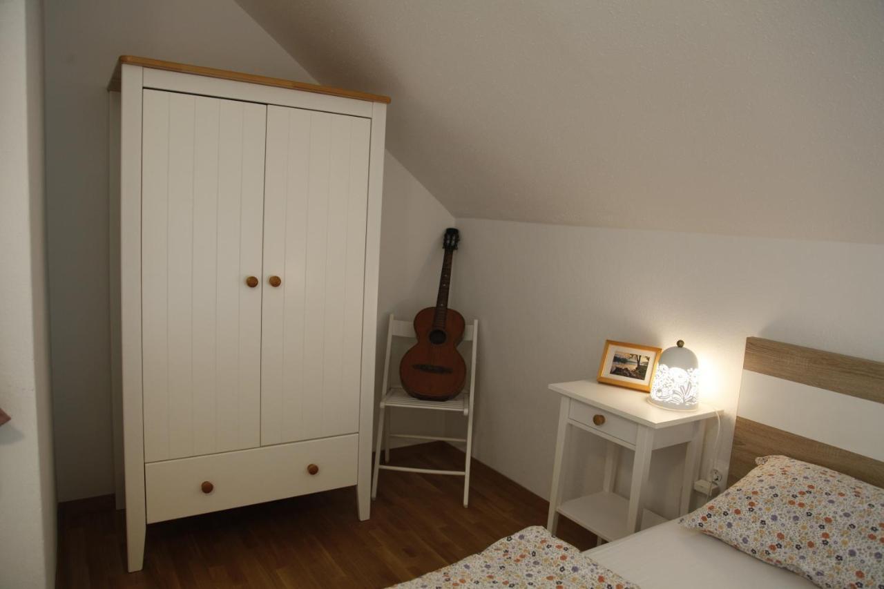 Family Apartment On Repecnik Farm In Gorje, Bled Zgornje Gorje ภายนอก รูปภาพ