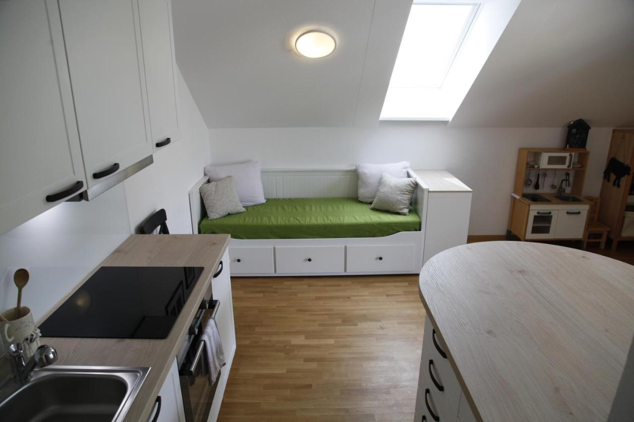 Family Apartment On Repecnik Farm In Gorje, Bled Zgornje Gorje ภายนอก รูปภาพ